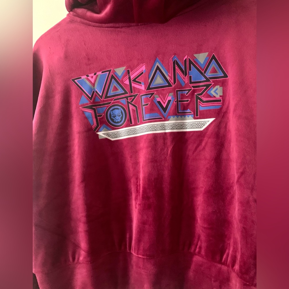 NWT Marvel Wakanda Forever Black Panther Velvet zip up Hoodie sweater - Picture 6 of 7